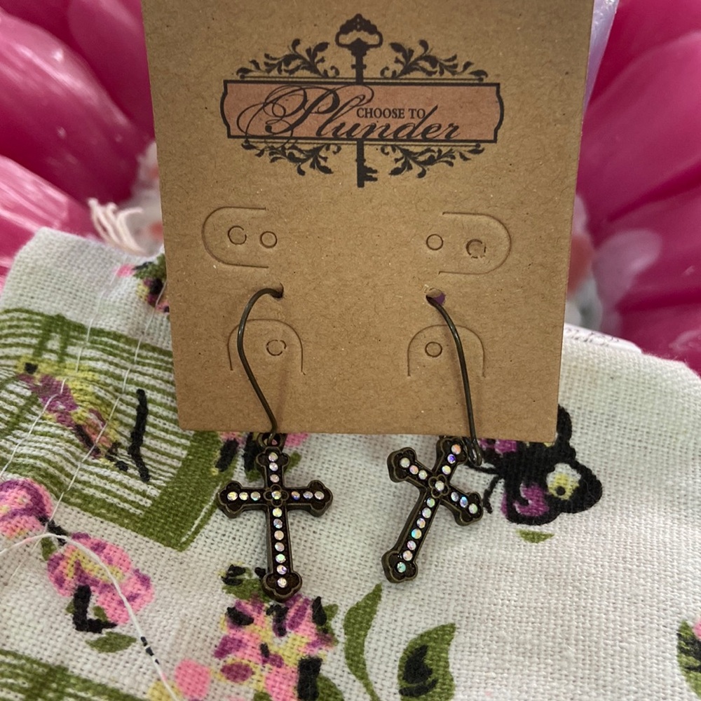 Plunder Cross Earrings!